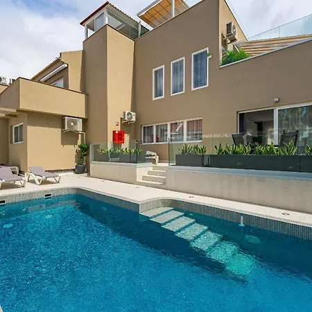 Appart hôtel Bal Adults Only 4*