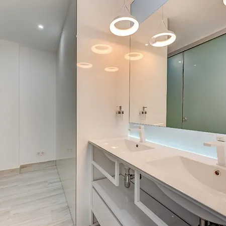 Bal Adults Only アロナ