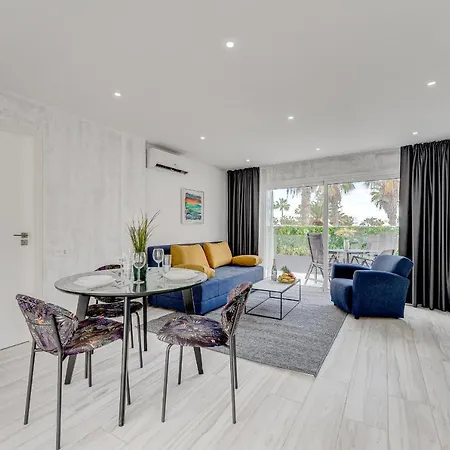 Bal Adults Only アパートホテル