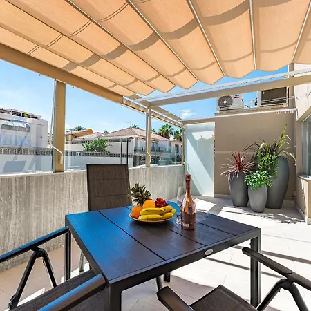 アパートホテル Bal Adults Only