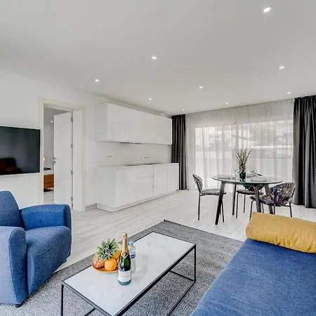 アパートホテル Bal Adults Only 4*