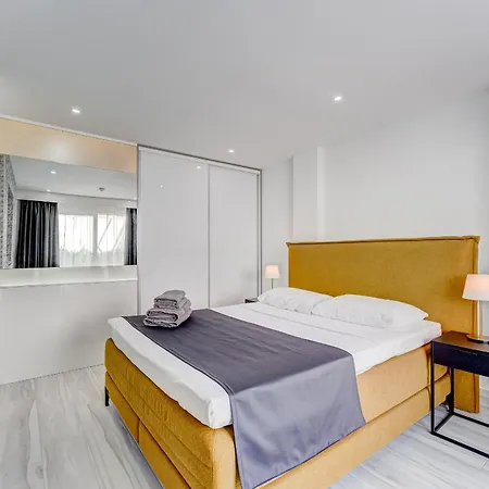 Bal Adults Only アロナ