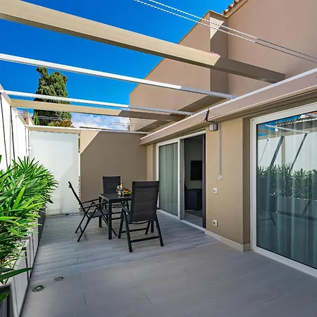 Bal Adults Only 4* アロナ