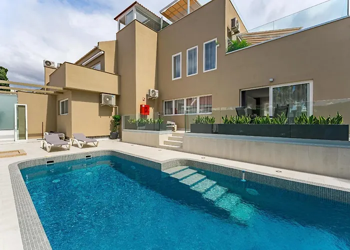 Aparthotel Bal Adults Only 4*